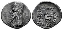 Greek Coins Kingdom of Parthia. Mithradates II. Drachm. 96/5-93/2 a.C. Rhagai. (Sellwood-28.3 var.). (Sunrise-298 var.). Anv.: Diademed and draped bust to left, wearing tiara decorated with eight-raye