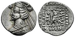 Greek Coins Kingdom of Parthia. Orodes II. Drachm. 50-42 a.C. Ekbatana. (Sellwood-48.8). (Sunrise-373 var.). Anv.: Diademed bust to left; star before, crescent and star behind, torque ending in upward