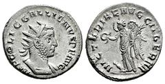 Roman Imperial Gallienus. Antoninianus. 255-256 d.C. Rome. (Ric-178). (Cohen-1198). Anv.: IMP C P LIC GALLIENVS P F AVG. Radiate and cuirassed bust of Gallienus to right. Rev.: VICTORIAE AVGG IT GERM.