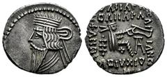 Greek Coins Kingdom of Parthia. Pakoros I. Drachm. 78-120 AD. Ekbatana. (Sellwood-78.3 (Vologases III)). (Shore-413 (Vologases III)). (Sunrise-439). Anv.: Diademed head to left, with long beard. Rev.: