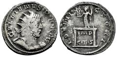 Roman Imperial Gallienus. Antoninianus. 257 AD. Lugdunum. (Ric-22). Anv.: IMP GALLIENVS AVG, radiate and cuirassed bust right. Rev.: IOVI VICTORI, Jupiter standing facing, holding Victory and spear, o