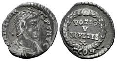 Roman Imperial Julian II Apostata. Siliqua. 360-363 AD. Arelate. (Ric-VIII 295). (Rsc-161). Anv.: D N IVLIANVS P F AVG, pearl-diademed, draped and cuirassed bust to right. Rev.: VOTIS V MVLTIS X in fo