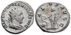 Roman Imperial Valerian I. Antoninianus. 254 d.C. Rome. (Ric-V 1.121 var.). (Rsc-197 var.). (Mir-29d). Anv.: IMP C P LIC VALERIANVS AVG, radiate, draped and cuirassed bust to right. Rev.: SALVS AVGG, 