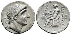 Greek Coins Seleukid Kingdom. Antiochos II theos. Tetradrachm. 261-246 BC. Seleukeia on the Tigris. (SC-587.1c). (ESM-180). Anv.: Diademed head of Antiochos I to right. Rev.: Apollo Delphios seated to