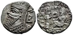 Greek Coins Kingdom of Parthia. Vologases IV. Tetradrachm. Dios SE 484 = October 172 AD. Seleukeia on the Tigris. (Sellwood-84.46). (Shore-429). Anv.: Diademed and draped bust to left, wearing tiara; 