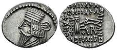 Greek Coins Kingdom of Parthia. Pakoros I. Drachm. 78-120 AD. Ekbatana. (Sellwood-78.3 (Vologases III)). (Shore-413 (Vologases III)). (Sunrise-439). Anv.: Diademed head to left, with long beard. Rev.: