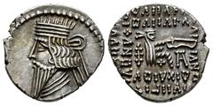 Greek Coins Kingdom of Parthia. Pakoros I. Drachm. 78-120 AD. Ekbatana. (Sellwood-78.3 (Vologases III)). (Shore-413 (Vologases III)). (Tesorillo-Partia 10, Plate Coin). Anv.: Diademed head to left, wi