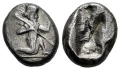 Greek Coins Achaemenid Empire. Time of Darios II. Siglos. 425-405 BC. Sardes. (Traité-II2, 9). (De Luynes-2807/9). (GRPC Lydia-S26). Anv.: Persian king or hero, wearing kidaris and kandys and with qui