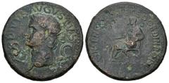 Roman Imperatorial Augustus. Struck under Gaius (Caligula). Dupondius. 14 AD. Rome. (Ric-56). Anv.: DIVVS AVGVSTVS / S - C. Radiate head of Divus Augustus to left. Rev.: CONSENSV SENAT•ET•EQ•ORDIN•P•Q