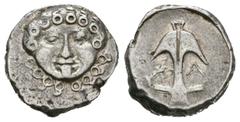 Greek Coins / Grecia Antigua Tracia. Apolonia Pontika. Dracma-Drachm. 400-350 a.C. Tracia. (Se-1655). Anv.: Cabeza de Gorgona de frente. Rev.: Ancla con cangrejo y A. Ag. 2,83 g. MBC+. Est...70,00.