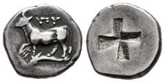 Greek Coins / Grecia Antigua Tracia. Bizantion. Dracma-Drachm. 357-340 a.C. (Cy-1534). (Gc-1579). Anv.: Toro marchando a izquierda sobre delfín. Rev.: Cuadrado incuso cuatripartito con el fondo de pun