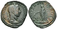 Imperio Romano /Roman Imperial Alejandro Severo. Sestercio. 225 d.C. Roma. (Spink-7990 variante). (Ric-437 variante). Rev.: P M TR P VII COS III P P. Alejandro Severo togado en pie a izquierda realiza