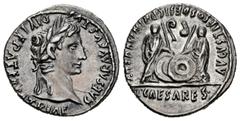 Roman Republican / República Romana Augusto. Denario. 7-6 a.C. Lugdunum. (Ffc-22, mismo ejemplar). (Ric-207). (Ch-43). Anv.: Cabeza laureada de Augutso a derecha, alrededor CAESAR AVGVSTVS DIVI F PATE