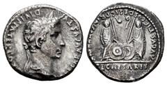 Roma Imperatorial Augusto. Denario. 7-6 a.C. Roma. (Ric-207). (Bmcre-433). (Rsc-43c). Anv.: CAESAR AVGVSTVS DIVI F PATER PATRIAE. Cabeza laureada a derecha . Rev.: AVGVSTI F COS DESIG PRINC IVVENT. Ca