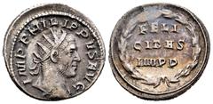 Roman Imperial / Imperio Romano Filipo I. Antoniniano. 247 d.C. Roma. (Spink-8926). (Ric-60). (Seaby-39). Rev.: FELI / CITAS / IMPP. En tres líneas dentro de corona de laurel. Ag. 4,10 g. Parte del re