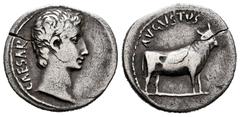 Roman Imperatorial Augustus. Denarius. 21-20 BC. Samos. (Ffc-19). (Ric-475). (Cal-821). Anv.: CAESAR bare head of Augustus right. Rev.: AVGVSTVS above heifer right. Ag. 3,38 g. Planchet crack. Almost 