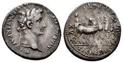 Roman Imperatorial Augustus. Denarius. 13-14 AD. Lugdunum. (Ffc-219). (Ric-224). (Cal-857a). Anv.: CAESAR AVGVSTVS DIVI. F. PATER. PATRIAE laureate head of Augustus right. Rev.: TI. CAESAR. AVG. F. TR