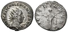 Roman Imperial Valerian I. Antoninianus. 254 AD. Rome. (Ric-125). Anv.: IMP C P LIC VALERIANVS AVG, radiate, draped and cuirassed bust right. Rev.: VICTORIA AVGG, Victory standing left, holding wreath
