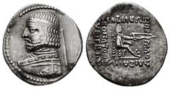 Greek Coins Kingdom of Parthia. Arsakes XVI. Drachm. 78-61 BC. Ekbatana. (Sellwood-30.14). Anv.: Diademed bust to left. Rev.: ΒΑΣΙΛΕΩΣ ΜΕΓΑΛΟΥ ΑΡΣΑΚΟΥ ΘΕΟΠΑΤOΡΟΣ ΕΥΕΡΓΕΤΟΥ, archer (Arsakes I) seated t