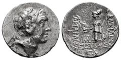 Greek Coins Cappadocian Kingdom. Ariarathes IV Eusebes. Drachm. RY 33 = 131/0 BC. Eusebia-Mazaka. (Cf. Simonetta-31a). Anv.: Diademed head to right. Rev.: ΒΑΣΙΛΕΩΣ ΑΡΙΑPΑΘOV ΕVΣEBOVΣ, Athena Nikephoro