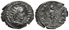 Roman Imperial Aemilian. Antoninianus. 253 AD. Rome. (Ric-3b). (Rsc-13). Anv.: IMP AEMILIANVS PIVS FEL AVG, radiate, draped and cuirassed bust right. Rev.: HERCVL VICTORI, Hercules standing right, lea