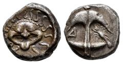 Greek Coins Thrace. Apollonia Pontika. Drachm. 400-380 BC. (Gc-1655). (Cy-1544). Anv.: Facing gorgoneion. Rev.: Anchor; A and crawfish flanking. Ag. 3,28 g. Toned. Almost XF. Est...120,00. Spanish Des