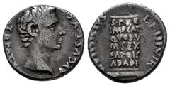 Roman Imperatorial Augustus. L. Vinicius L.F. Denarius. 16 BC. Rome. (Rsc-541/2). (Ffc-332). (Ric-361). (Cal-1385). Anv.: AVGVSTVS TR. POT. VIII. bare head of Augustus right. Rev.: L. VINICIVS L. F. I