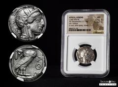 Greek Coins Attica. Tetradrachm. 454-404 BC. Athens. (Gc-2526). (Sng Cop-31). Anv.: Head of Athena right, wearing crested Attic helmet ornamented with three olive leaves above visor and spiral palmett