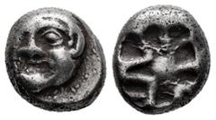 Greek Coins Mysia. Parion. 3/4 Drachm. 480 BC. (Sng Cop-256). (Sng Bn-1349). Anv.: Facing head of gorgoneion with open mouth. Rev.: Irregular incuse punch . Ag. 3,63 g. Choice VF. Est...60,00. Spanish