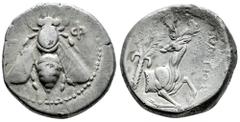Greek Coins Ionia. Ephesos. Tetradrachm. 340-325 BC. IIeos magistrate. (Pixodorus-Class G, O119). (Karwiese-365 (O119/R1)). Anv.: Bee, E-Φ across fields. Rev.: Forepart of stag to right, head reverted