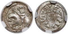 Medieval Poland Bolesław II Śmiały, Denar z jeźdźcem - leżące SAtrakcyjny egzemplarz pierwszego typu monet Bolesława Szczodrego. Jego książęcy denar z mennicy w Krakowie, datowany na lata 1070-1076.Od