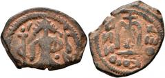 Early Medieval & Islamic ISLAMIC, Time of the Rashidun. Pseudo-Byzantine types. Fals (Bronze, 25 mm, 6.28 g, 8 h), Type D, uncertain mint, AH 18-49 / AD 640-670. Stylized imperial figure standing faci
