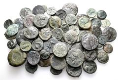 Group Lots A lot containing 68 bronze coins. All: Magna Graecia. Fine to very fine. LOT SOLD AS IS, NO RETURNS. 68 coins in lot. From a Swiss collection, formed in Ticino from the 1970s to 2000s.