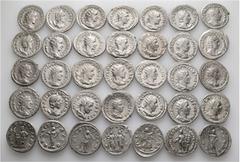 Group Lots A lot containing 35 silver coins. Including: Antoniniani of Gordian III (13), Philip I (7), Otacilia Severa (2), Philip II (2), Trajan Decius (8), Herennia Etruscilla (3). Very fine to extr