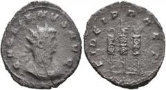 Roman Imperial Gallienus, 253-268. Antoninianus (Billon, 22 mm, 3.87 g, 7 h), Rome, 262. GALLIENVS AVG Radiate and cuirassed bust of Gallienus to right. Rev. FIDEI PRAET Legionary eagle between two st