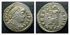 ROMAN IMPERIAL COINAGE VALENS (364-378) VALENS (364-378) AR-Siliqua, 2,22 g. Trier. c. 367-375. Obv.: DN VALENS PF AVG Diademed, draped, cuirassed bust r. Rev.: VRBS ROMA / TRPS• Roma l., Victory, glo