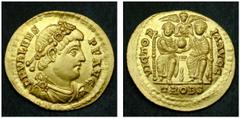 A COLLECTION OF ROMAN GOLD COINS VALENS (364-378) AV-Solidus, 4.44 g. Trier, 367-375. Obv.: DN VALENS PF AVG Diademed, draped, cuirassed bust of Valens r. Rev.: VICTORIA AVGG / TROBS Two emperors seat