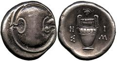 ANCIENT COINS GREEK Boeotia No.: 44 Estimate: £ 700 Thebes, Stater, c.395-338 BC, magistrate c.363-338, Boeotian shield, rev H-I/S-M, amphora, grape bunch on vine above, all within incuse concave circ