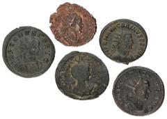 Foreign coins Roman Empire. Macrinus, Tacitus, Carus, Carinus & Magnia Urbica. Lot (5) Antonianus. ND (285). F - VF. RIC 63ff, RIC 12 & RIC 103ff, RIC 223 & RIC 342f.