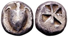The Lundahl collection (1955-1995) Aegina, Aegina. Ca. 500-480 BC. AR stater, 12.41 g. Sea turtle / skew pattern within incuse square. Milbank, pl. 1, 5. Very fine.
