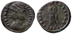 Roman Empire coins ROMANE IMPERIALI - Fausta (moglie di Costantino I) - AE 3 - Busto drappeggiato a d. /R Fausta stante di fronte con la testa a s. con in braccio Costantino II e Costanzo C. 15 (AE g.