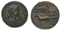 Monete Romane Imperiali - Caligola (37-41 d.C.) Sesterzio al nome e con l'effigie di Agrippina Senior, moglie di Germanico - Zecca: Roma - Diritto: busto drappeggiato di Agrippina a destra - Rovescio: