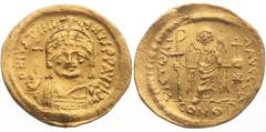 Byzantine coins Justinien Ier Solidus (Constantinople) A/ D N IVSTINIANVS PP AVI R/ VICTORIA AVGGG(delta) / CONOB Or - 4,43 grs - 20 mm DMBR.4.3 TTB- Frappe molle pour cet exemplaire.