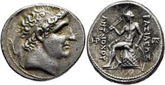 COLECCIÓN DE MONEDA GRIEGA DE PLATA / greek silver collection SELÉUCIDA IMPERIO. Antíoco I. Tetradracma. 281-261 a.C. Cabeza diademada de Antíoco a derecha. Apolo desnudo sentado a izquierda sobre omp