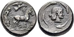 COLECCIÓN DE MONEDA GRIEGA DE PLATA / greek silver collection SICILIA-SIRACUSA. Tetradracma. 485-478 a.C. Biga a derecha guiada por auriga, Niké batiendo grandes alas volando coronando al tiro. Cabeza