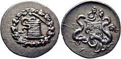 GRIEGAS / greek coins MYSIA-PARIUM. Cistóforo. 200-133 a.C. Cesta mística con serpiente y corono de yedra. Arco y carcaj entre serpientes enroscadas, dentro de corona de yedra, flanqueadas por A y cab