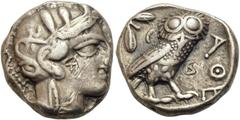 GRIECHISCHE MÜNZEN AEGYPTUS Königreich (Imitation von Athen) Tetradrachme ca. Ende 5. Jhdt.- Mitte 4. Jhdt. v. Chr. Av.: Archaischer Kopf der Athena nach rechts, auf ihrem Helm drei Olivenblätter und 