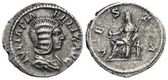RÖMER, KAISERZEIT Iulia Domna (193-217), Denar 211-217, Rom. Av.: IVLIA PIA FELIX AVG, drapierte Büste nach rechts. Rv.: VESTA, Vesta sitzt nach links, hält Simpulum und Zepter. 3,09 g. RIC IV: 391; C