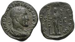 RÖMER, KAISERZEIT Maximinus I. Thrax 235-238, Sesterz 235-236, Rom. Av.: IMP MAXIMINVS PIVS AVG, drapierte, gepanzerte und belorbeerte Büste nach rechts. Rv.: FIDES MILITVM / S-C, Fides mit zwei Stand