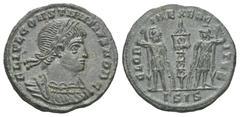 RÖMER, KAISERZEIT. Constantius II. als Caesar 324-337, Follis 335-336, Siscia. Av.: FL IVL CONSTANIVS NOB C, gepanzerte Büste mit Perlendiadem nach rechts. Rv.: GLORIA EXERCITVS // ΓSIS, zwei Soldaten